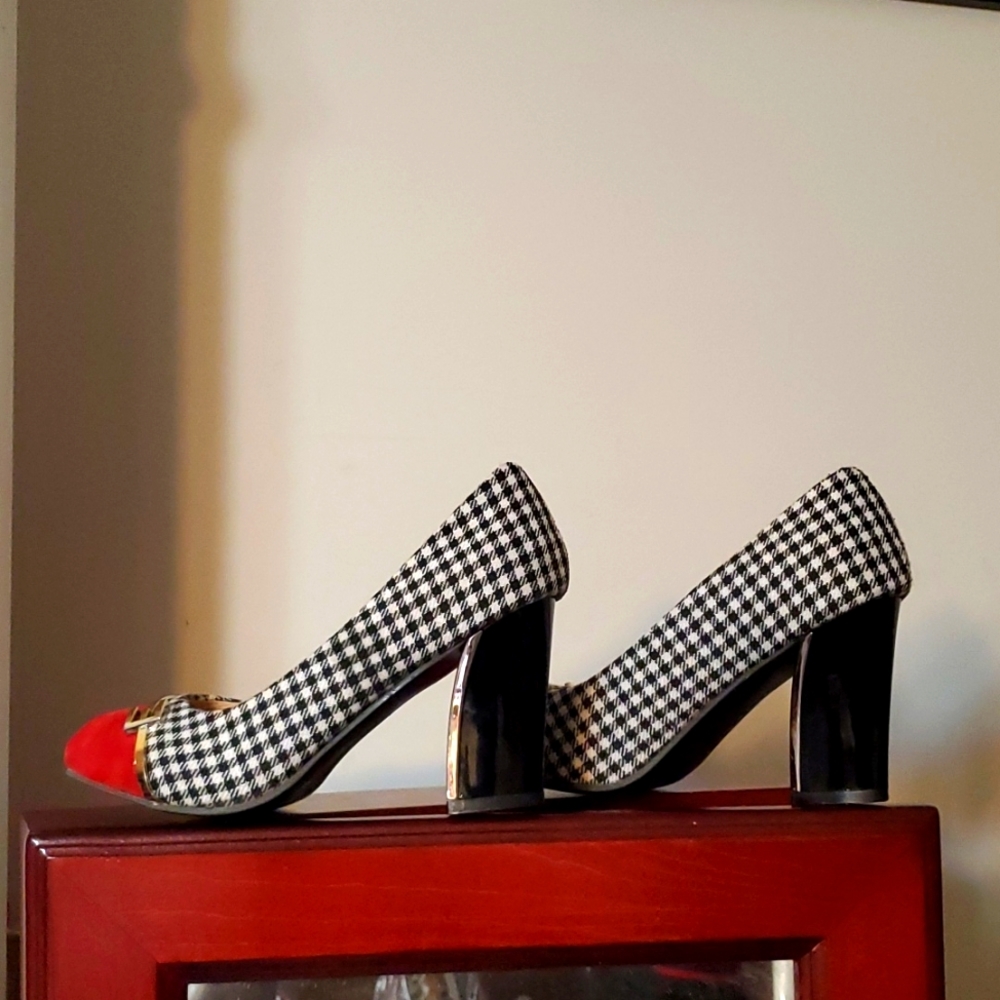 Ladies Shoes